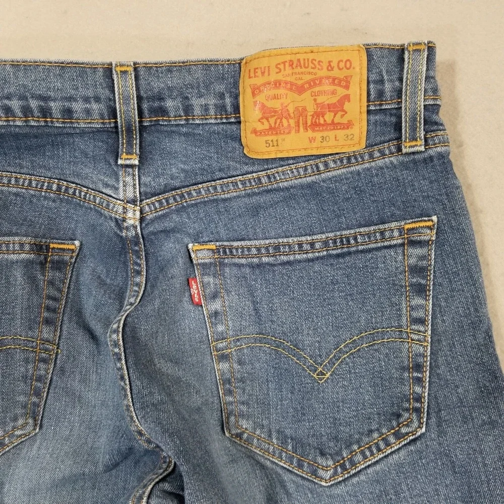 Levi's 511 jeans men's 30 x 32 skinny straight blue stretch denim pants retro